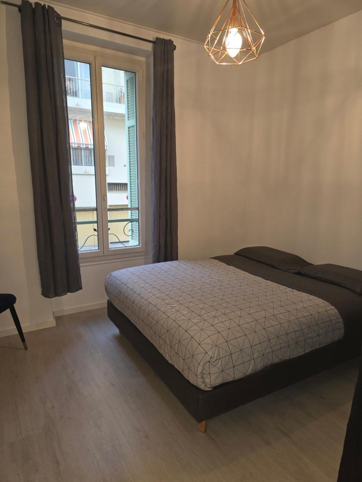 Appartement Cosy Moderne Calme Hyper Centre Gare Sncf นีซ ภายนอก รูปภาพ